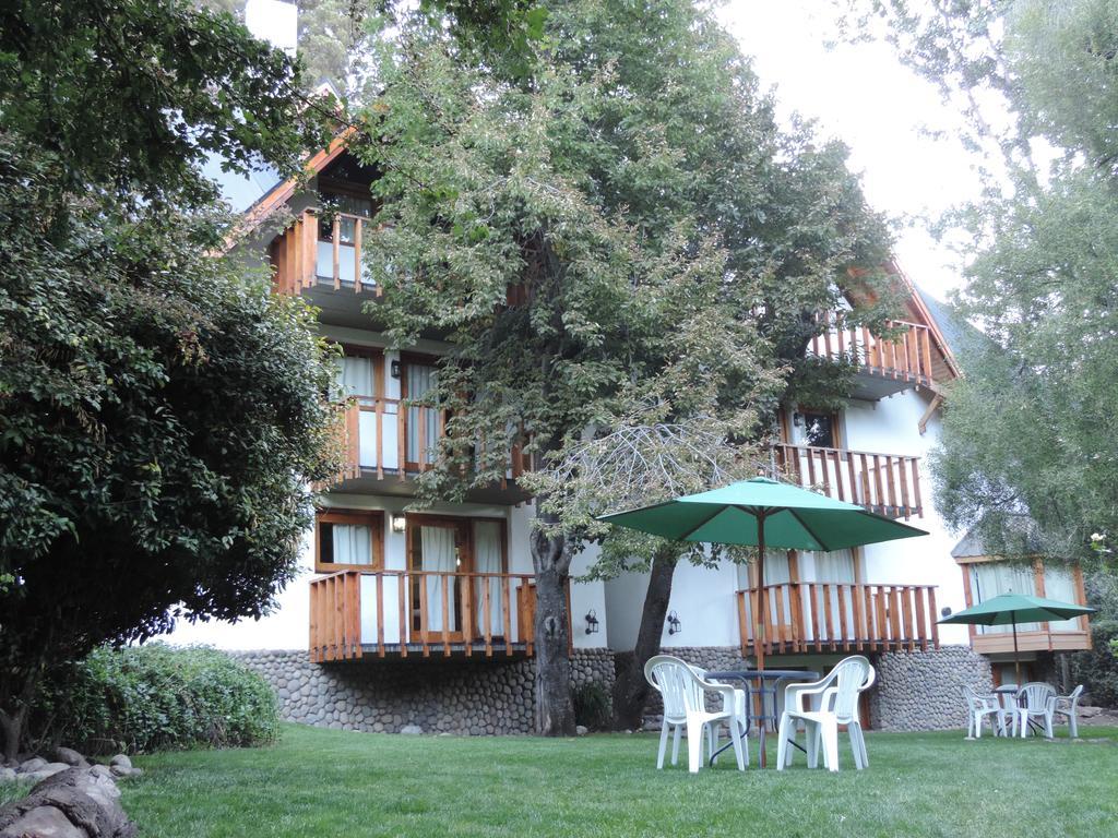 Cabanas Rucaleufu San Martín de los Andes Buitenkant foto